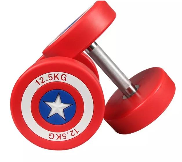 Captain American Dumbbells သည်ကြံ့ခိုင်ရေးလုပ်ငန်းတွင်အကြိုက်ဆုံးဖြစ်လာသည်